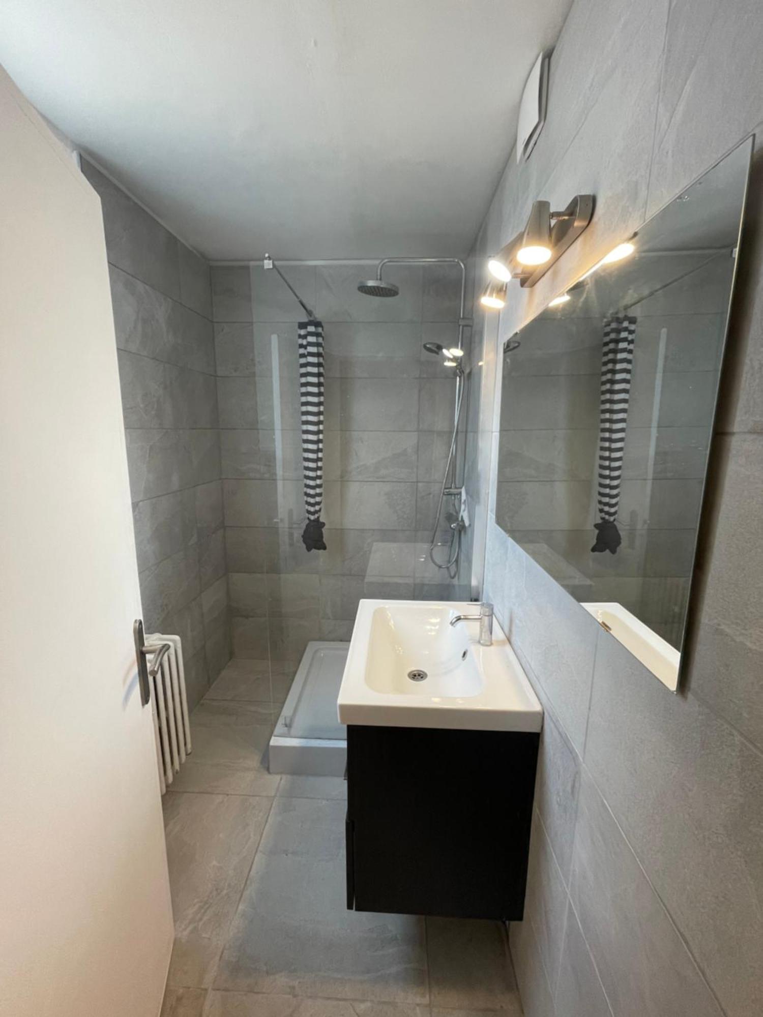 Apartamento #6 : 2 Pieces Dernier Etage Tres Calme 40M2 Estrasburgo Exterior foto