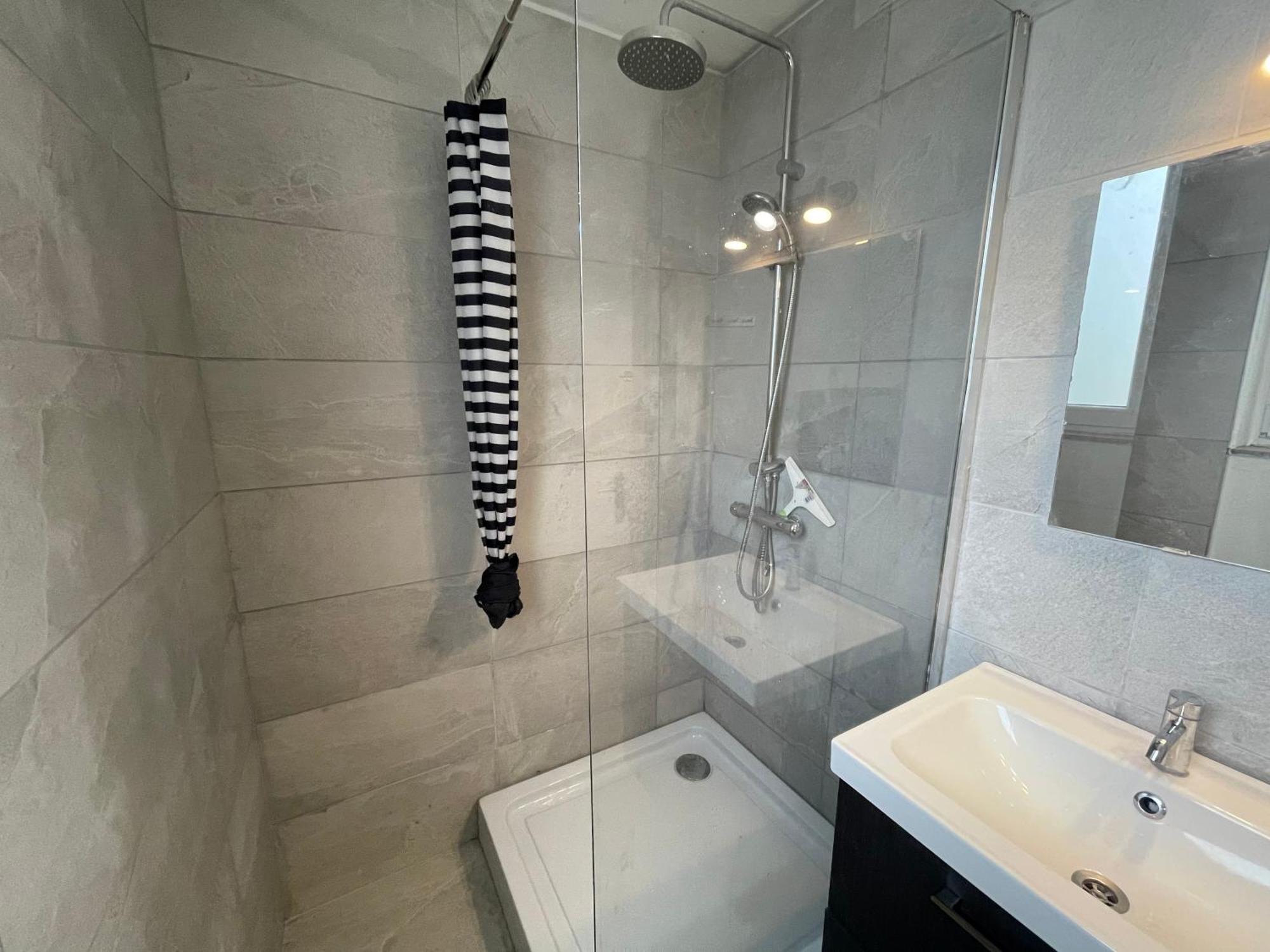 Apartamento #6 : 2 Pieces Dernier Etage Tres Calme 40M2 Estrasburgo Exterior foto
